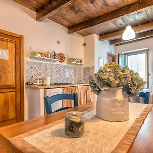 chantal-apartment.hotelsalgherosardinia.com/